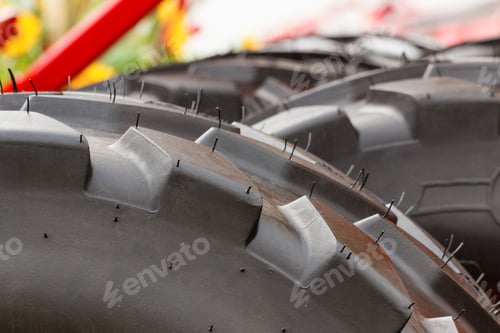 Preview: Tyres of vehicle or agricultural machine, technology