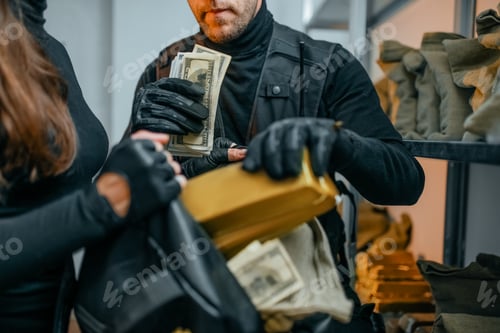 Preview: Bank robbery of the century, robbers hacked vault