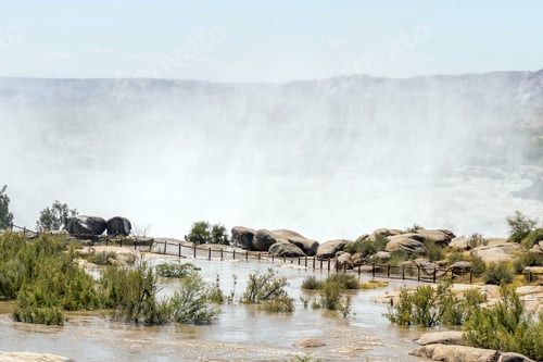 Preview: Flooded footpath to main viewpoint at Augrabies Falls