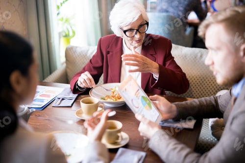 Preview: Business people at meeting