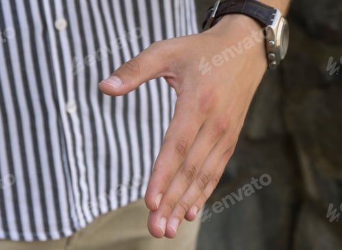 Preview: hand