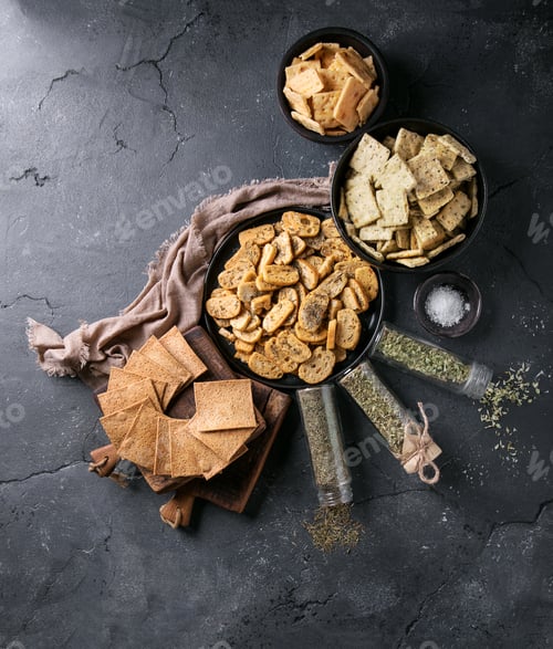 Preview: Assortment of snacks