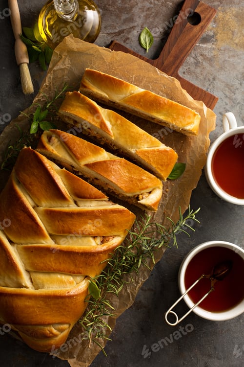 Preview: Yeasted braided fish and egg pie