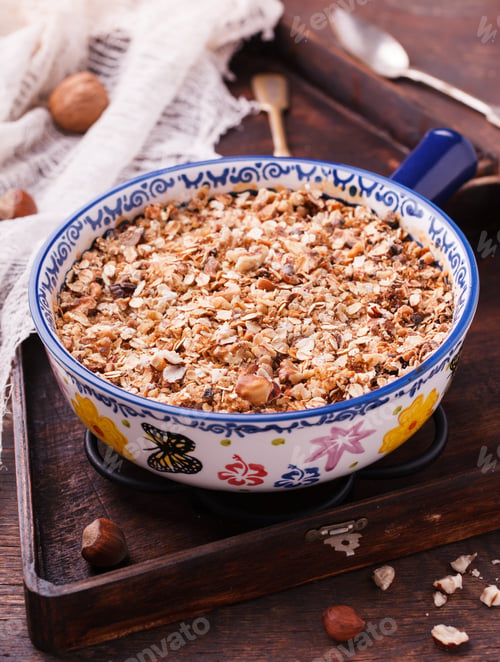 Preview: Plum crumble, lean, with nuts