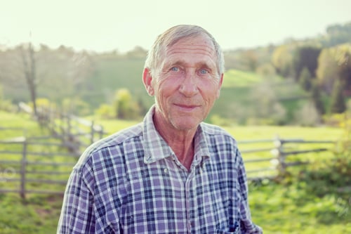 Preview: Natural Senior Man Outdoors