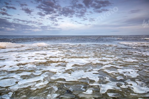 Preview: frozen Wadden sea in winter