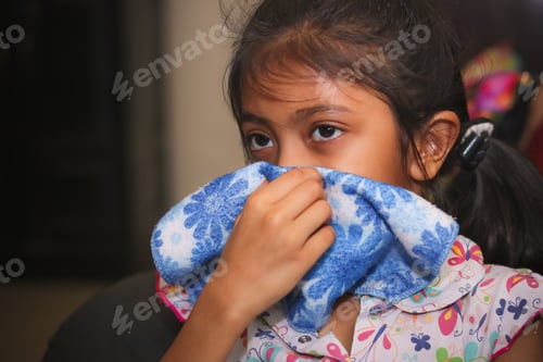 Preview: Little girl unwell with cold