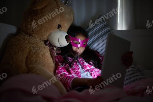 Preview: Playing her favourite gaming apps