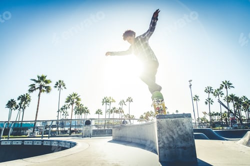 Preview: Skateboarder