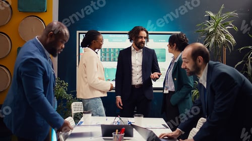 Preview: Employees addressing their team leader about practices and lessons learned