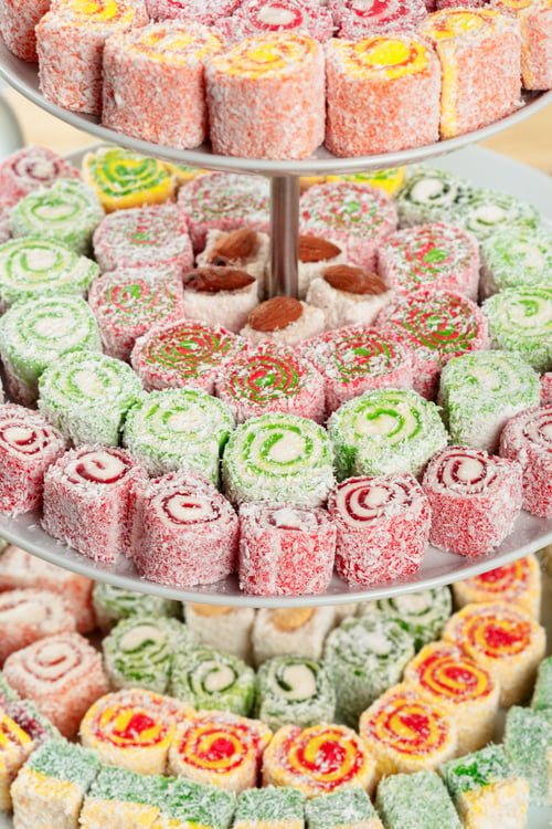 Preview: Turkish delight on a wooden table.