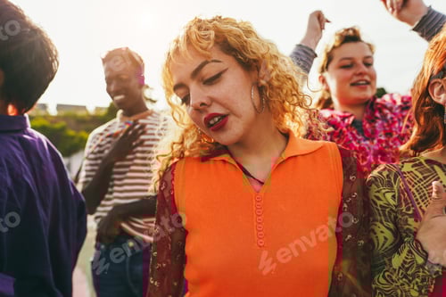Preview: Happy Young People Together Outside in Sunlight