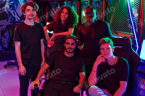 Preview: Team of cybersport gamers in computer club