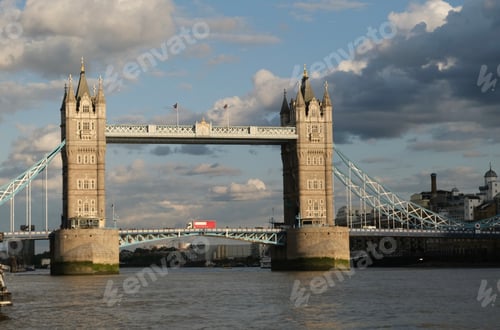 Preview: A sightseeing boat goes near the Tower Bridge. London
