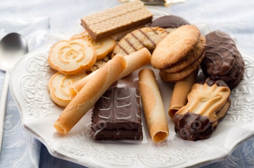 Preview: variety of biscuit over restaurant table