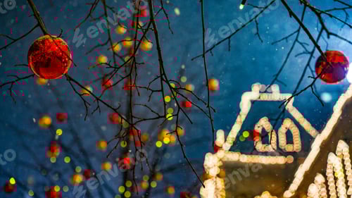 Preview: Christmas lights and decorations