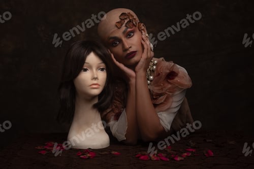 Preview: Fashion model