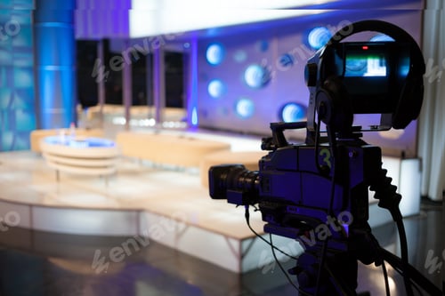 Preview: Video camera - recording show in TV studio