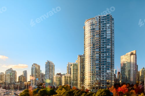 Preview: Vancouver cityscape in autumn.