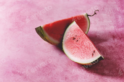 Preview: Ripe sliced watermelon