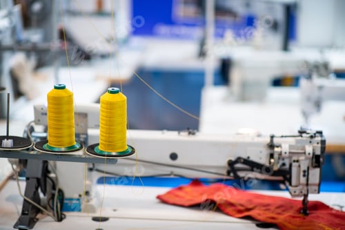 Preview: Sewing Machine, close up