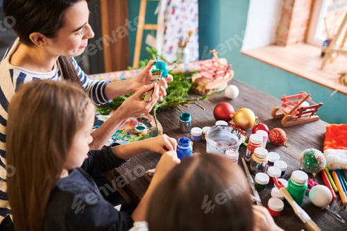 Preview: Painting Christmas Ornaments in Art Class