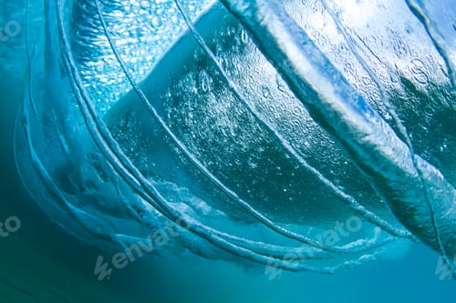 Preview: Wave rings, underwater view, Hawaii