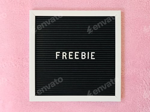 Preview: Freebie Sign on Pink Background, Concept