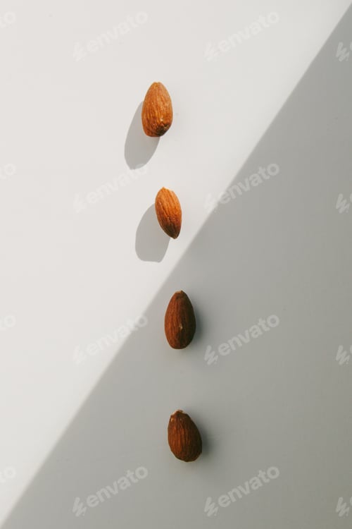 Preview: Shadow and light of four almonds