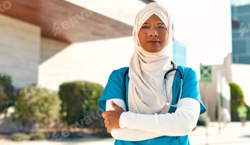 Preview: Muslim doctor outside near the hospital