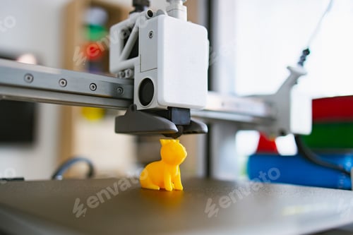 Preview: 3D Printer Creating Yellow Toy
