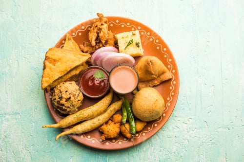 Preview: Indian Tea time snacks in group