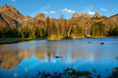 Preview: Mountains lake