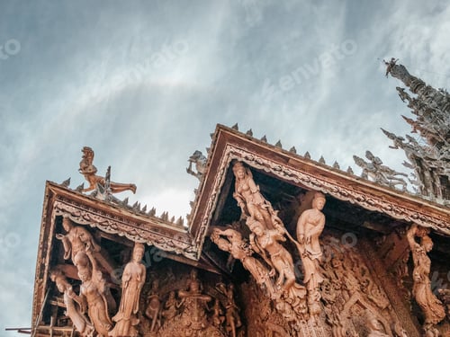 Preview: Low angle shot of a beautiful sanctuary of truth in pattaya, thailand