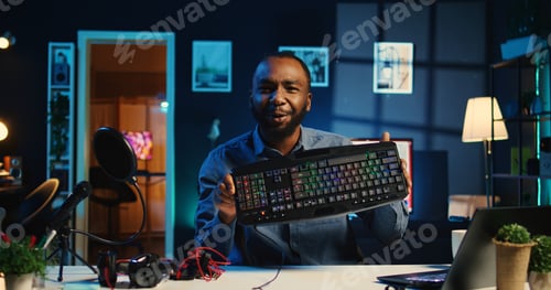 Preview: Influencer reviews gaming peripherals