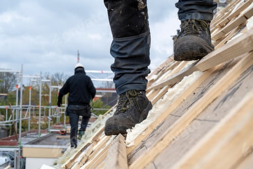 Preview: Roofing team working at height
