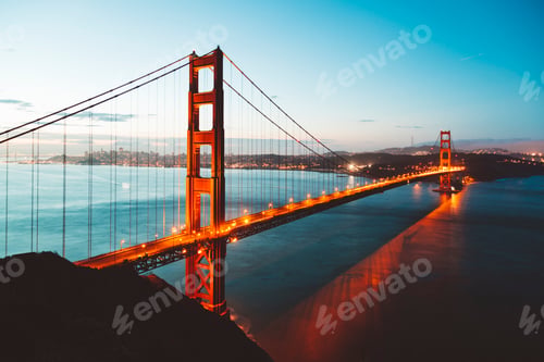 Preview: USA, San Francisco, Golden Gate Bridge in the evening