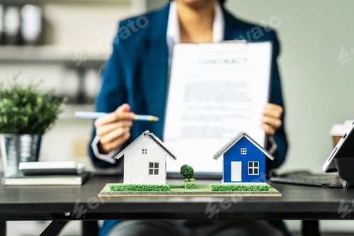 Preview: Real Estate Agent with Contract and Model Homes