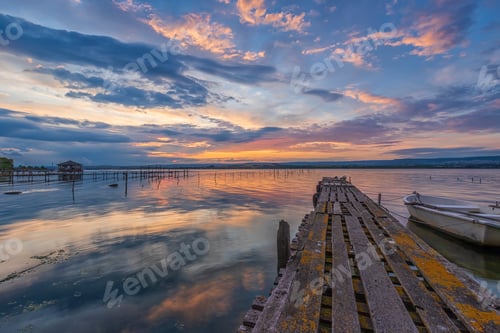 Preview: wooden pier