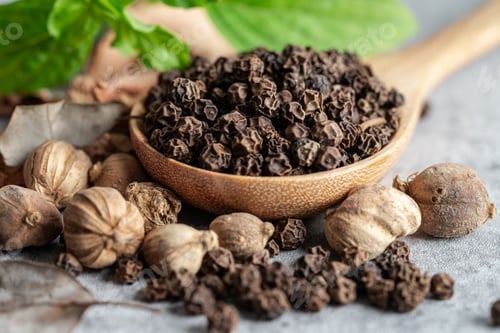 Preview: black pepper and siam cardamom (Amomum krervanh Pierre), Asia dried spices herb for drug
