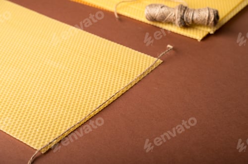 Preview: Beeswax honeycomb sheet ready to use on brown background