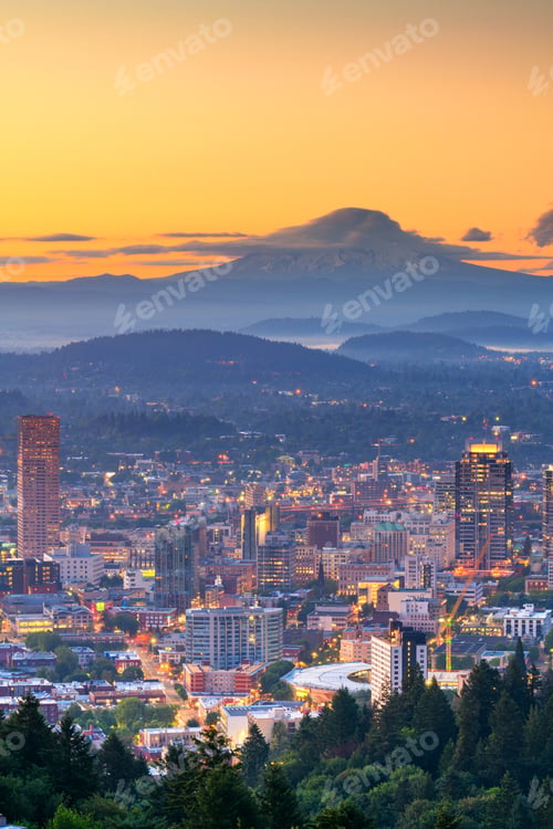 Preview: Portland, Oregon, USA downtown