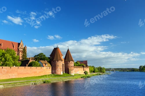 Preview: evening Malbork castle