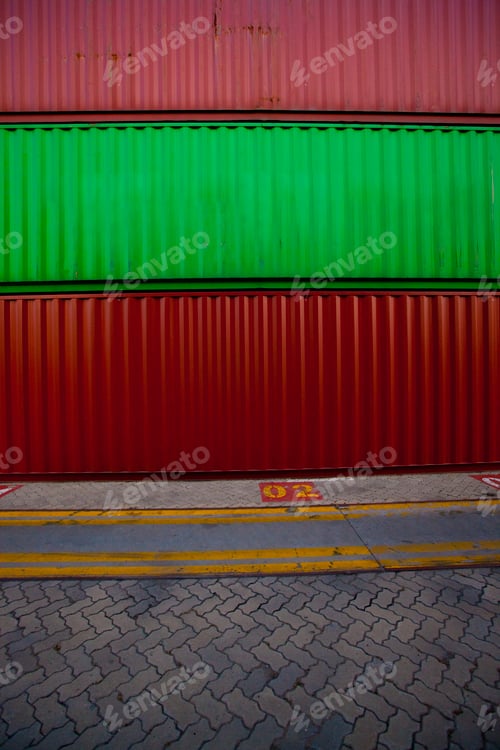 Preview: Red and green cargo containers