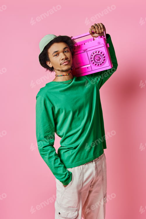 Preview: The green shirt surprise