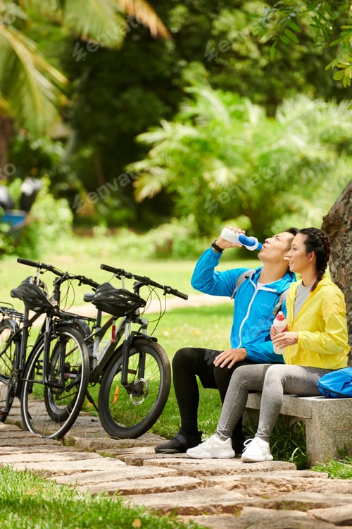 Preview: Thirsty Couple Drinking Water