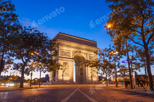 Preview: Night view of Arc de Triomphe - Triumphal Arc in Paris, France