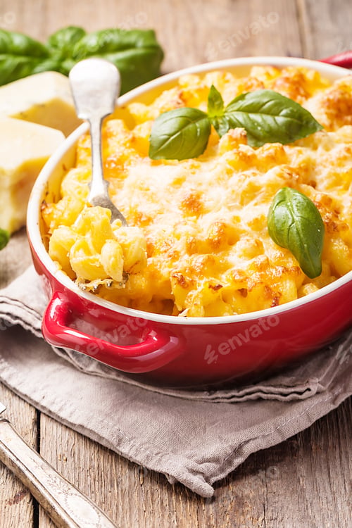 Preview: Mac and cheese, american style pasta