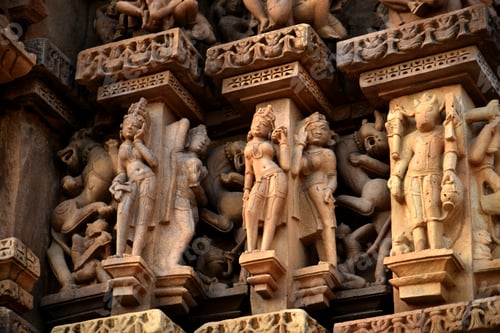 Preview: Sculpture of erotic woman on Khajuraho Temple.