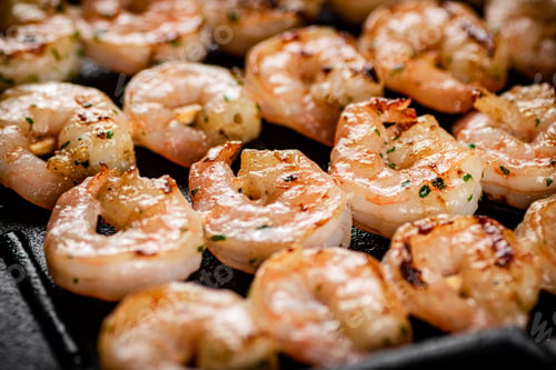 Preview: Delicious grilled shrimp. Macro background.